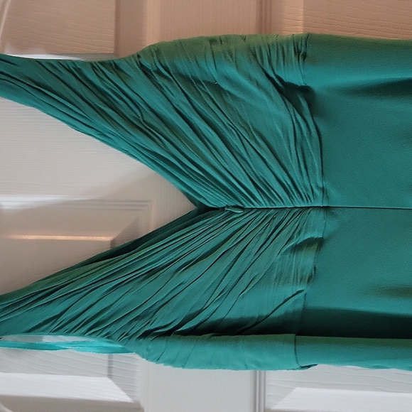 Dress - Picture 2 of 6